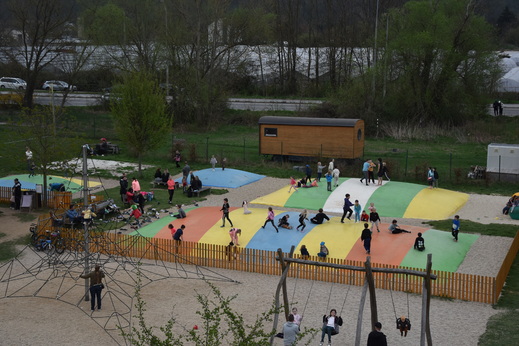 Dopoledne ve skákacím centru pro školky